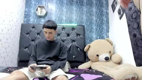 exotichot_couple online show from February 18, 11:11 pm