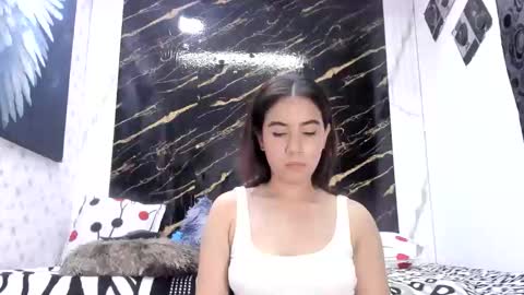 exotichot_couple online show from May 16, 12:51 am