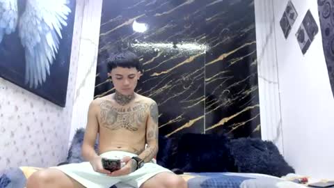 Snapshot of exotichot_couple chatting on June 28, 8:15 pm exotichot_couple online show from June 28, 8:15 pm