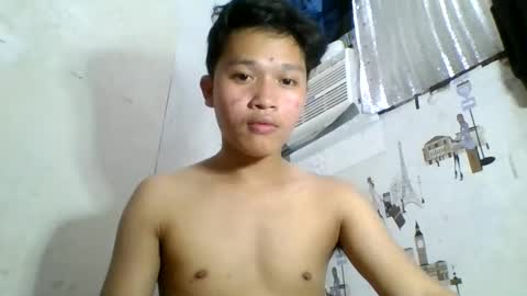 Snapshot of exotichugecock chatting on December 23, 1:56 pm Jan online show from December 23, 1:56 pm