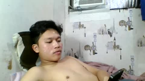 Snapshot of exotichugecock chatting on January 16, 6:37 pm Jan online show from January 16, 6:37 pm