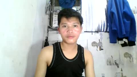 Snapshot of exotichugecock chatting on January 22, 1:42 am Jan online show from January 22, 1:42 am