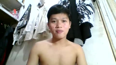 Snapshot of exotichugecock chatting on February 7, 9:16 am Jan online show from February 7, 9:16 am