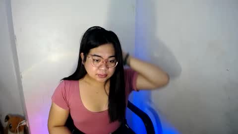 Snapshot of exoticpinayx chatting on December 11, 10:36 am SHANTAL MARIE online show from December 11, 10:36 am