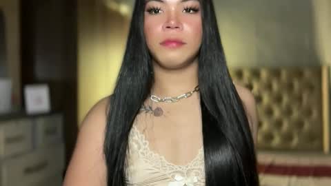 Snapshot of expensive_mistress chatting on March 25, 11:05 am Chris online show from March 25, 11:05 am