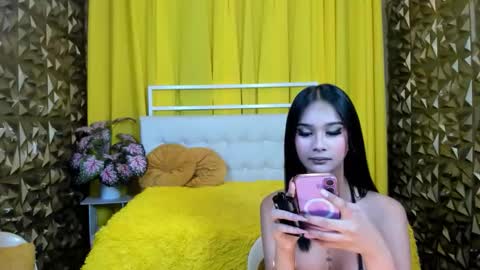 Snapshot of expensivefvckingcandy chatting on January 14, 12:49 am IG jane elizabeth0801 online show from January 14, 12:49 am