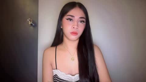 chloee online show from February 15, 8:05 pm