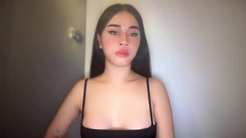 chloee online show from March 2, 7:09 am