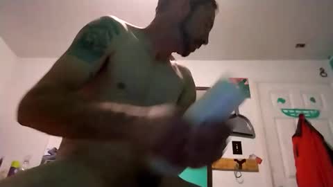 Snapshot of experttreecompany chatting on February 20, 2:19 am experttreecompany online show from February 20, 2:19 am