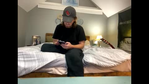 Snapshot of explosive_andyy chatting on October 19, 11:27 pm Explosivee andyy online show from October 19, 11:27 pm