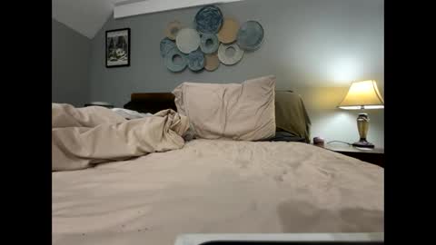 Snapshot of explosive_andyy chatting on November 9, 4:16 pm Explosivee andyy online show from November 9, 4:16 pm