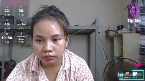 Snapshot of expnsivelj chatting on April 5, 1:58 am expnsivelj online show from April 5, 1:58 am