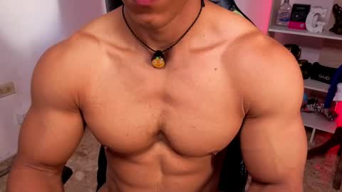 Snapshot of exquisite_gabe chatting on May 26, 1:18 pm GABRIEL online show from May 26, 1:18 pm