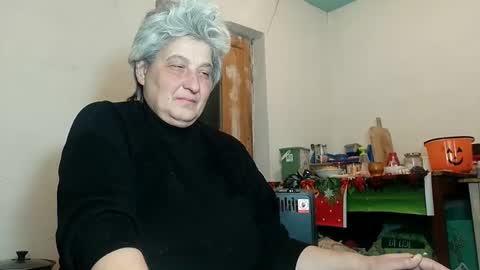 ExquisiteMature online show from February 19, 7:27 pm