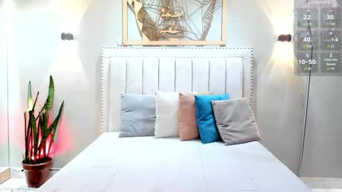      online show from November 14, 7:56 pm