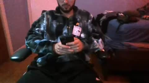 Snapshot of eyesonmichaza chatting on June 19, 7:01 am MichazaXO online show from June 19, 7:01 am