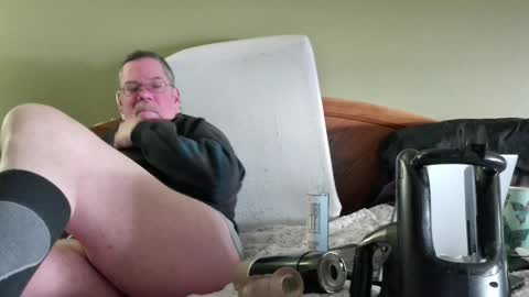 Eyeswideshut63 online show from December 21, 7:16 pm