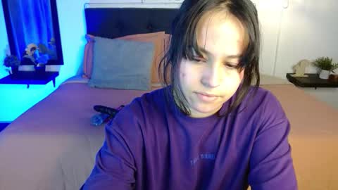 eymmy_24 online show from September 18, 12:45 am