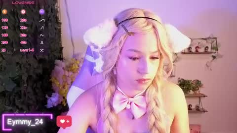 Snapshot of eymmy_24 chatting on May 11, 1:44 am eymmy_24 online show from May 11, 1:44 am