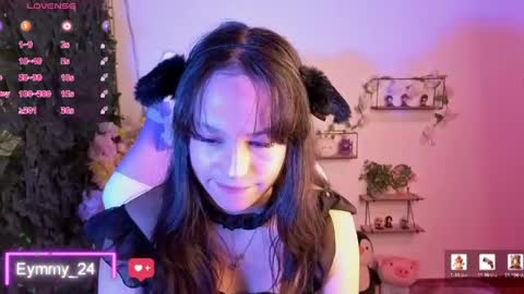 Snapshot of eymmy_24 chatting on May 25, 1:44 am eymmy_24 online show from May 25, 1:44 am
