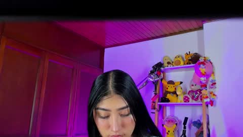 Emily online show from November 6, 8:54 pm