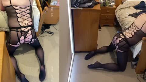 Snapshot of ezondi1 chatting on April 6, 4:46 am EZONDI online show from April 6, 4:46 am