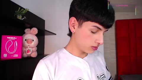 Snapshot of ezra_storm chatting on January 18, 4:38 am Juan online show from January 18, 4:38 am