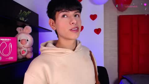 Snapshot of ezra_storm chatting on February 16, 4:52 am Juan online show from February 16, 4:52 am