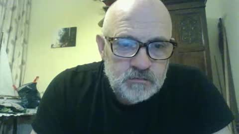 f1zzeek online show from April 4, 10:40 pm