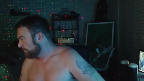 Snapshot of f33l_good chatting on February 20, 4:20 am F33l Good online show from February 20, 4:20 am