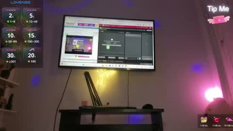 camila online show from April 12, 1:05 pm