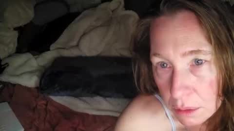 Snapshot of faberini chatting on December 30, 8:43 am FabOmobono online show from December 30, 8:43 am