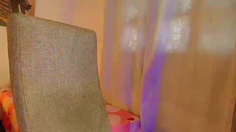Snapshot of fabi_calde chatting on April 21, 2:01 pm fabi online show from April 21, 2:01 pm
