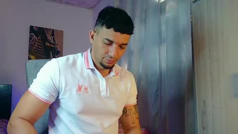 Snapshot of fabi_calde chatting on April 25, 1:52 pm fabi online show from April 25, 1:52 pm