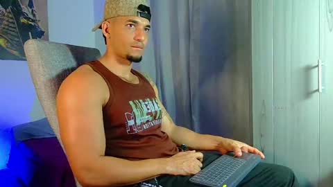 Snapshot of fabi_calde chatting on April 29, 2:59 am fabi online show from April 29, 2:59 am