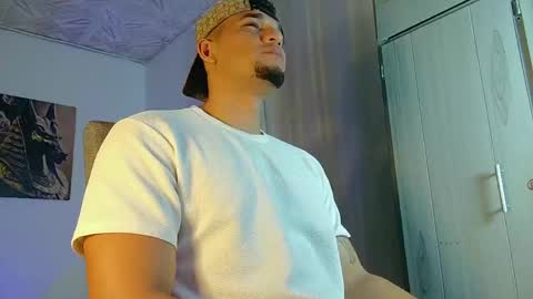Snapshot of fabi_calde chatting on May 1, 1:54 am fabi online show from May 1, 1:54 am