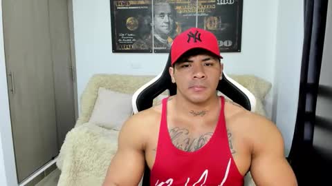 Snapshot of fabian_arango chatting on February 24, 2:42 am Fabian arango online show from February 24, 2:42 am