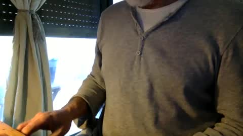 Snapshot of fabro45 chatting on February 4, 4:29 pm Fabro online show from February 4, 4:29 pm