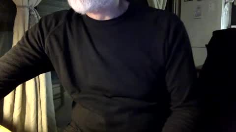 Snapshot of fabro45 chatting on February 24, 9:52 pm Fabro online show from February 24, 9:52 pm