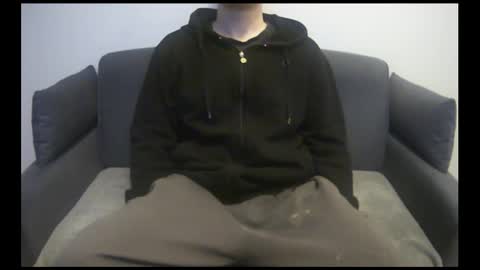 FacelessEscape online show from December 29, 11:40 am