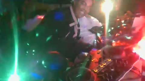 fadeyisteven32 online show from June 29, 10:15 am
