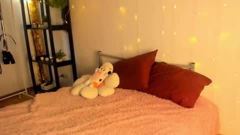 Kai online show from February 10, 1:04 pm