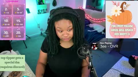 aisha online show from November 26, 1:28 am