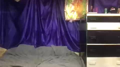 Fae online show from February 26, 2:36 pm