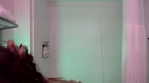 Fae online show from September 25, 4:16 am