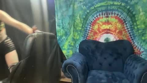 Fae online show from November 6, 1:12 pm