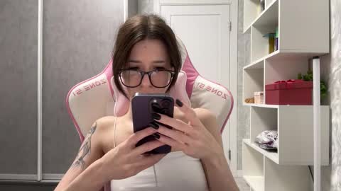 Bloom  online show from December 18, 3:07 pm