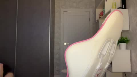 Bloom  online show from April 13, 3:39 pm