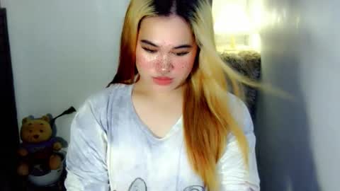 call me shanaia online show from April 1, 12:11 am