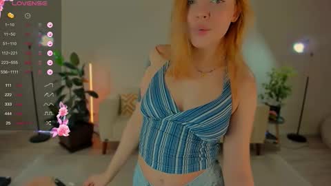 Snapshot of fairy_lele chatting on March 14, 2:50 am fairy_lele online show from March 14, 2:50 am